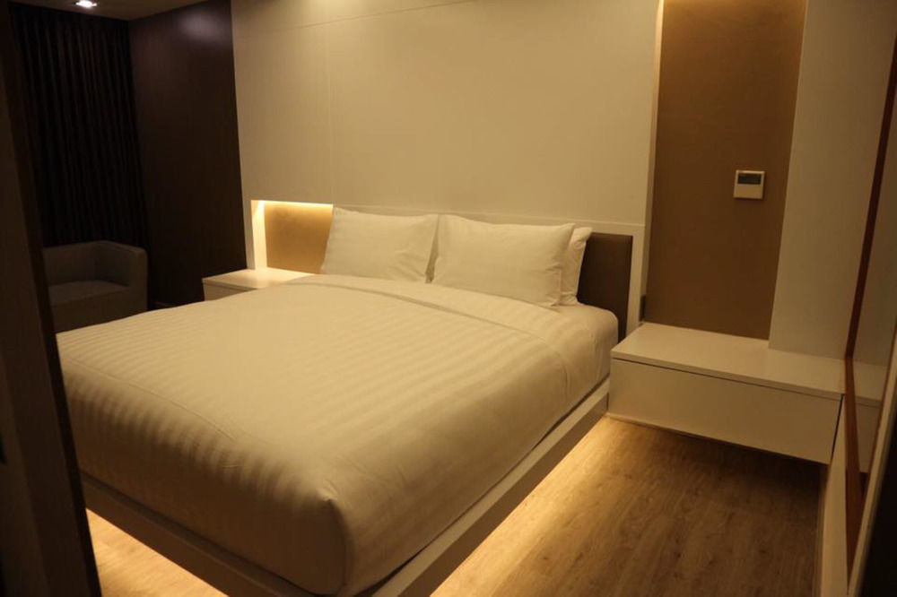 The Zense Boutique Hotel Phitsanulok Eksteriør billede